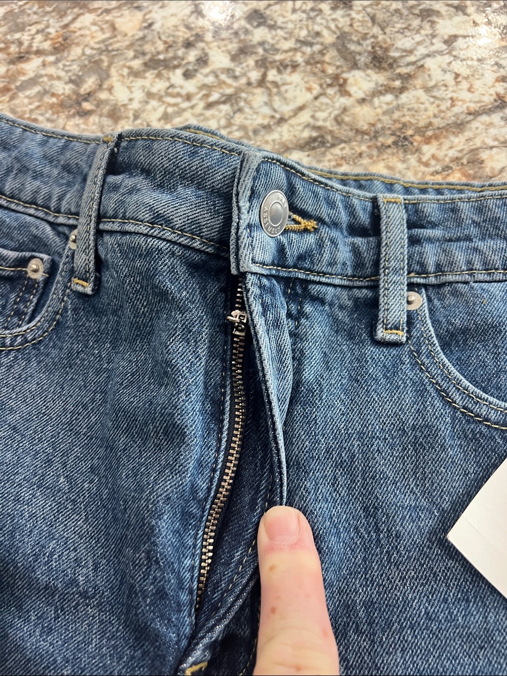 Free Assembly Mid-Rise Dark Blue Rolled Hem Denim Shorts - Picture 5 of 7
